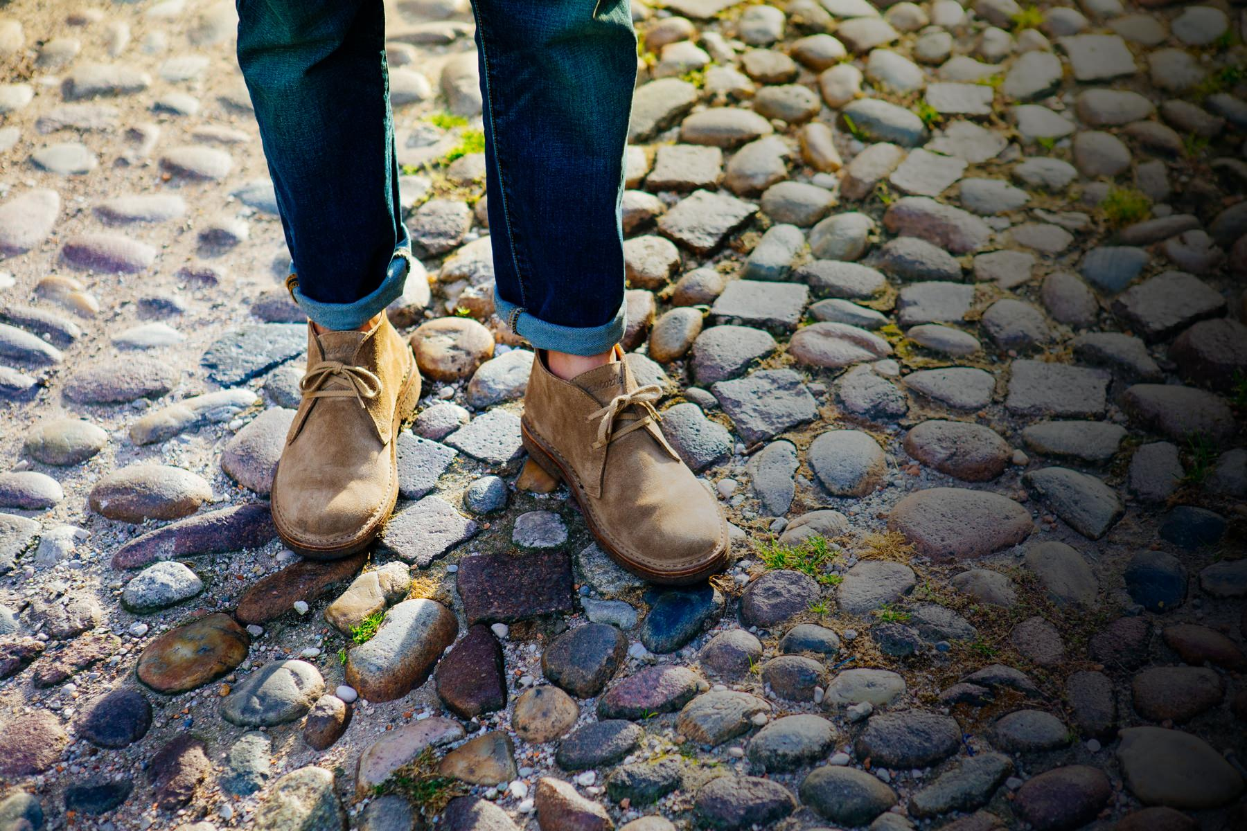 Astorflex top chukka boots