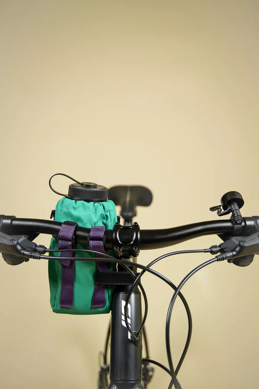 Elliker Keasden Bottle Bag