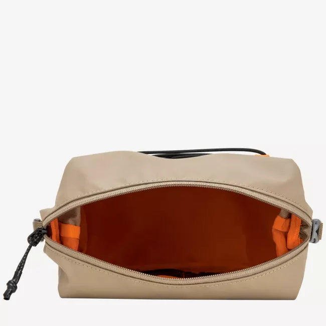 Elliker Wash Bag | Sand