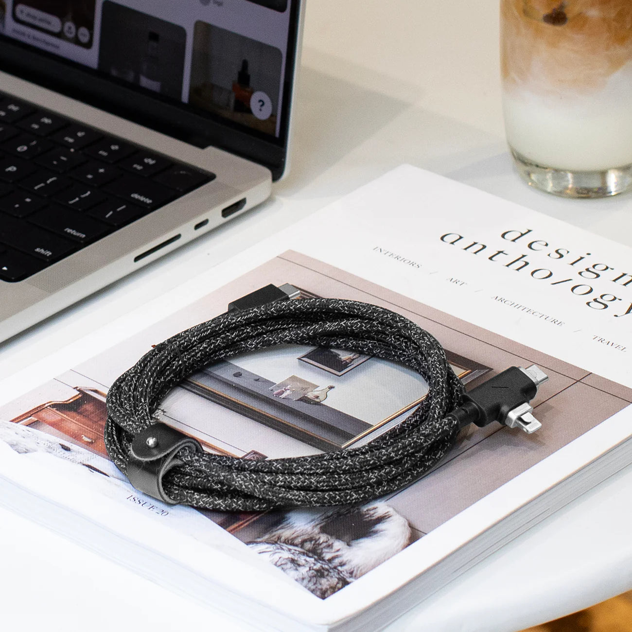 Native Union Belt Cable Duo Pro 240W (USB-C to USB-C & Lightning) | Zebra