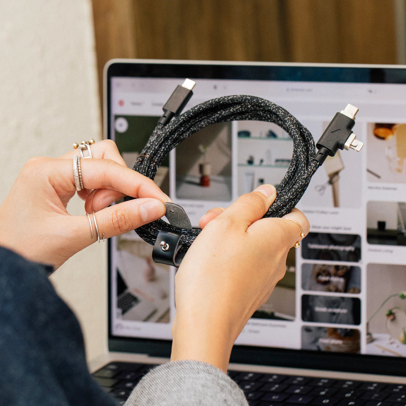 Native Union Belt Cable Duo Pro 240W (USB-C to USB-C & Lightning) | Zebra