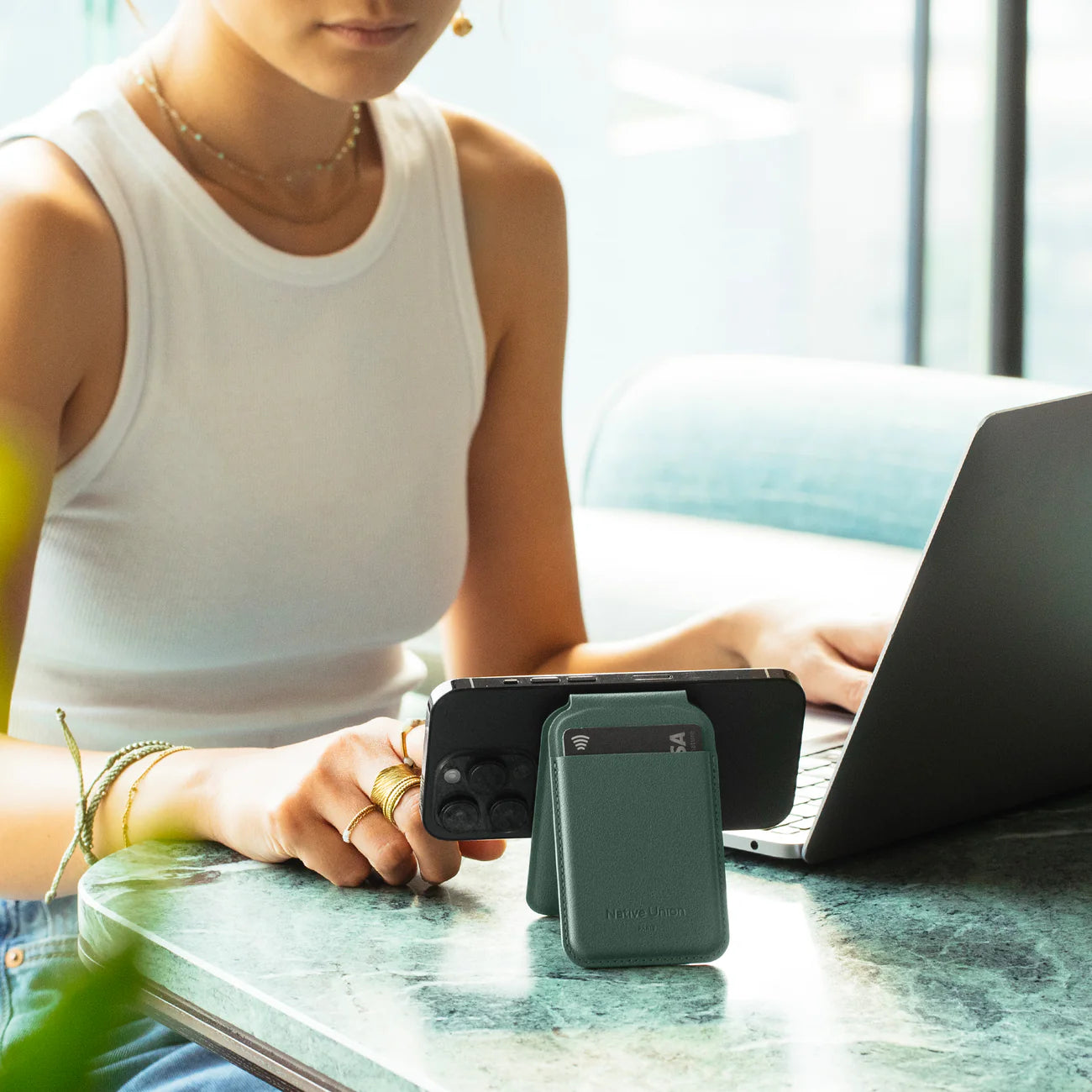 Native Union Active Wallet Stand | Slate Green