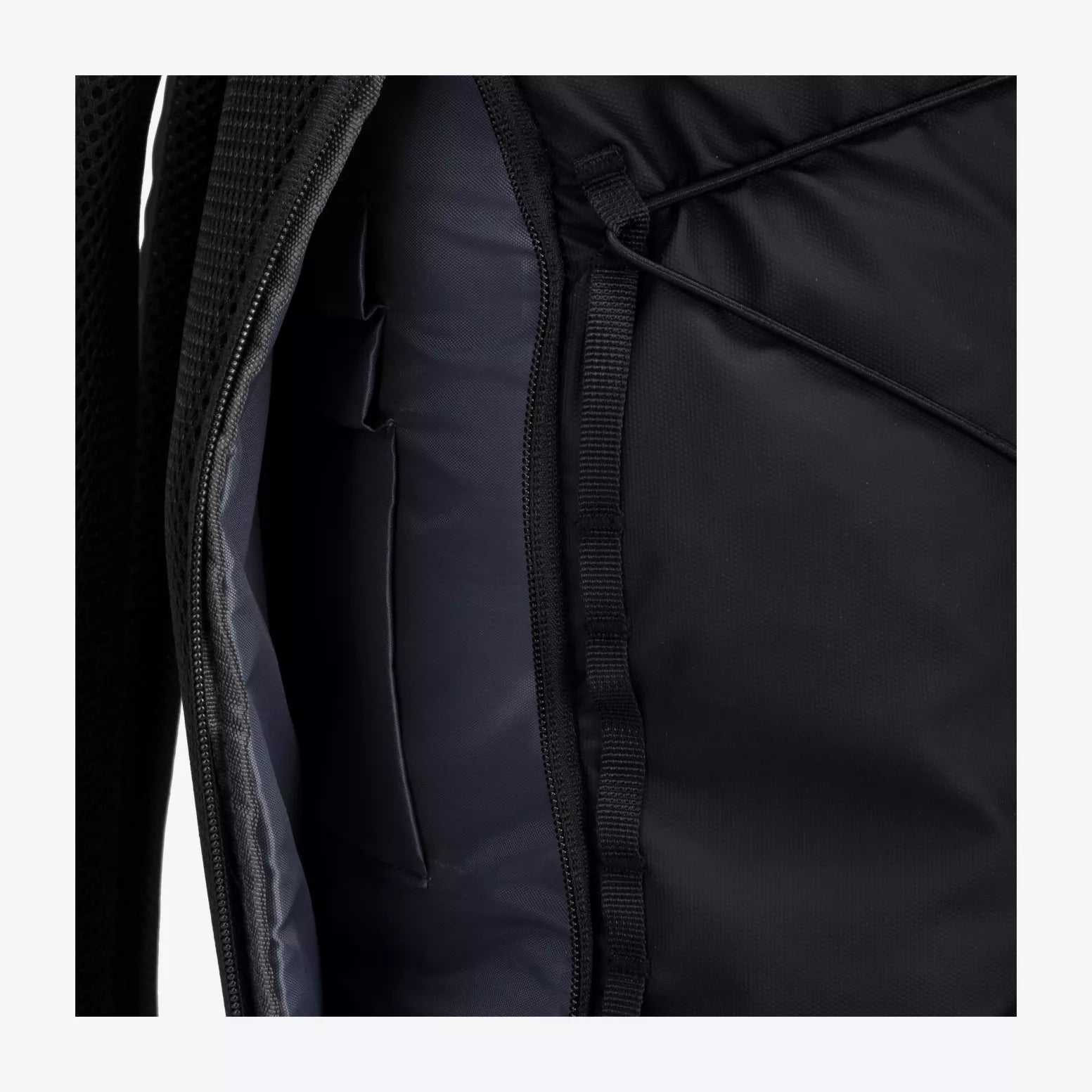 Elliker Wharfe Backpack | Black
