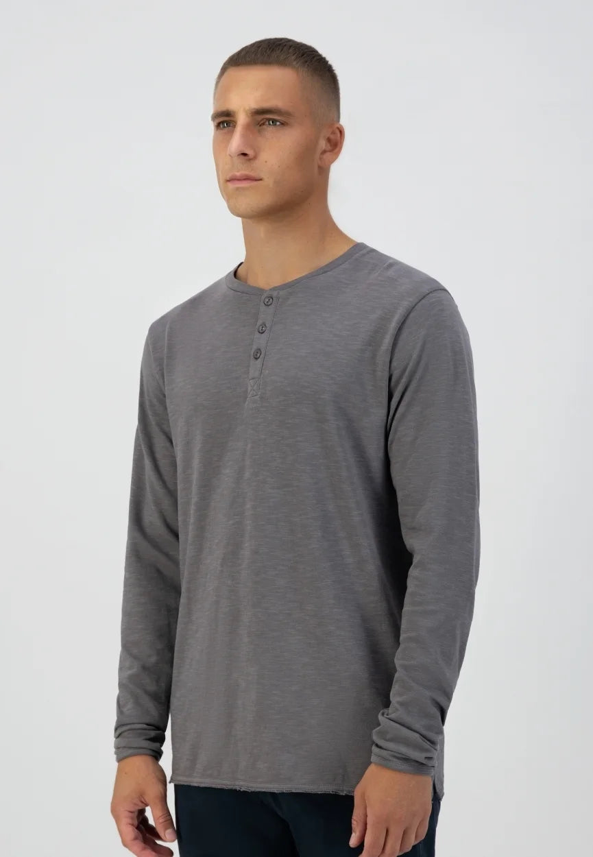 Dstrezzed Henley | White or Grey