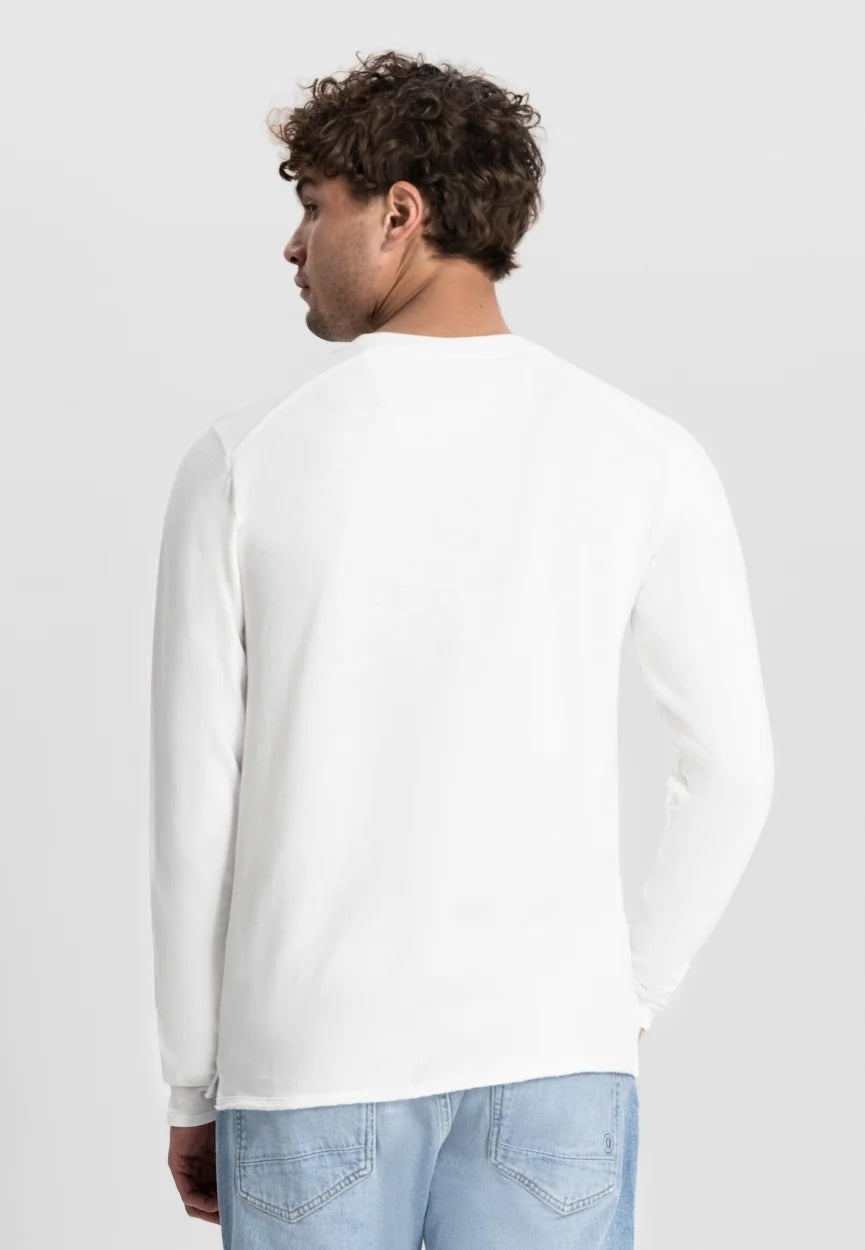 Dstrezzed Henley | White or Grey