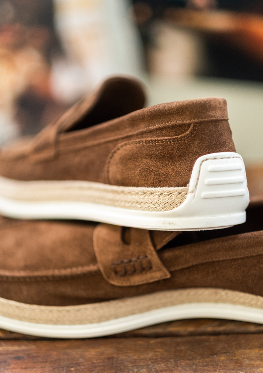 R2 shoes sales fred meyer